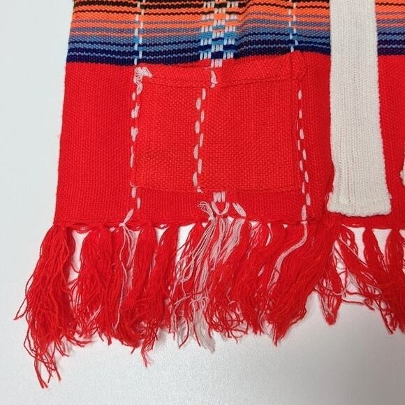 Vintage red striped knit blanket sweater vest fringe size Medium - Picture 3 of 4